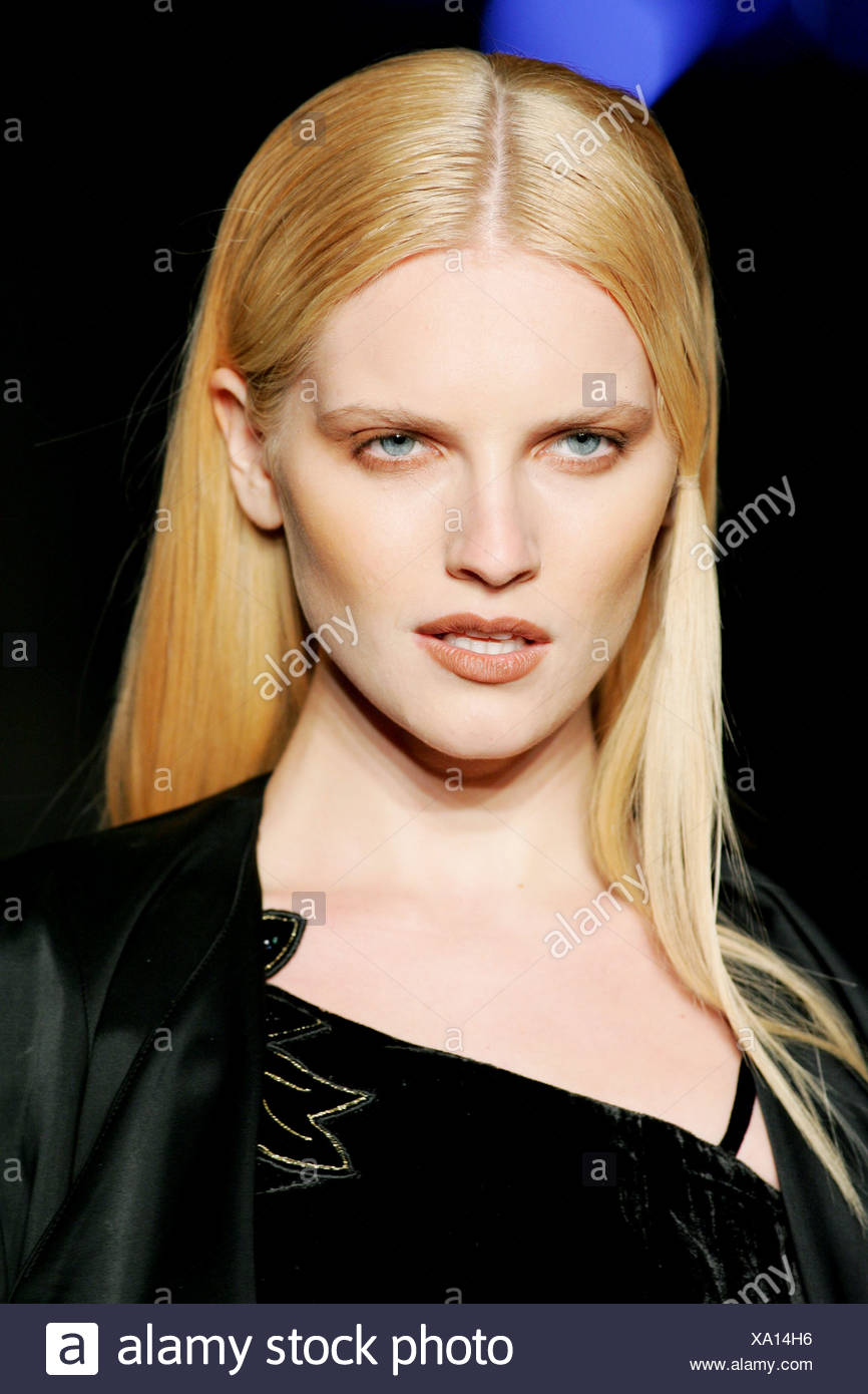 Frost French London Ready To Wear Autumn Winter Straight Hair