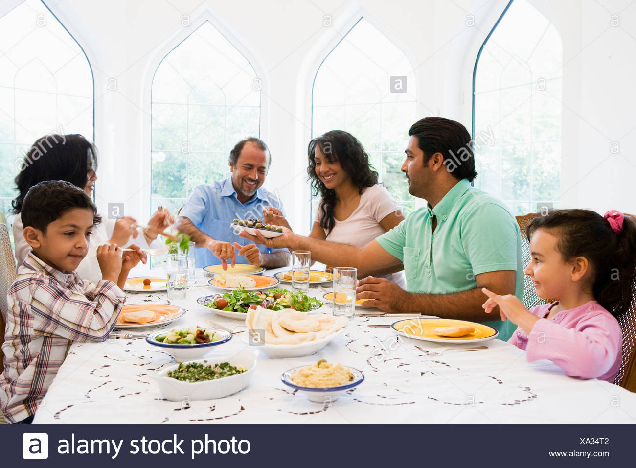 Arabic Family Eating Stock Photos & Arabic Family Eating 