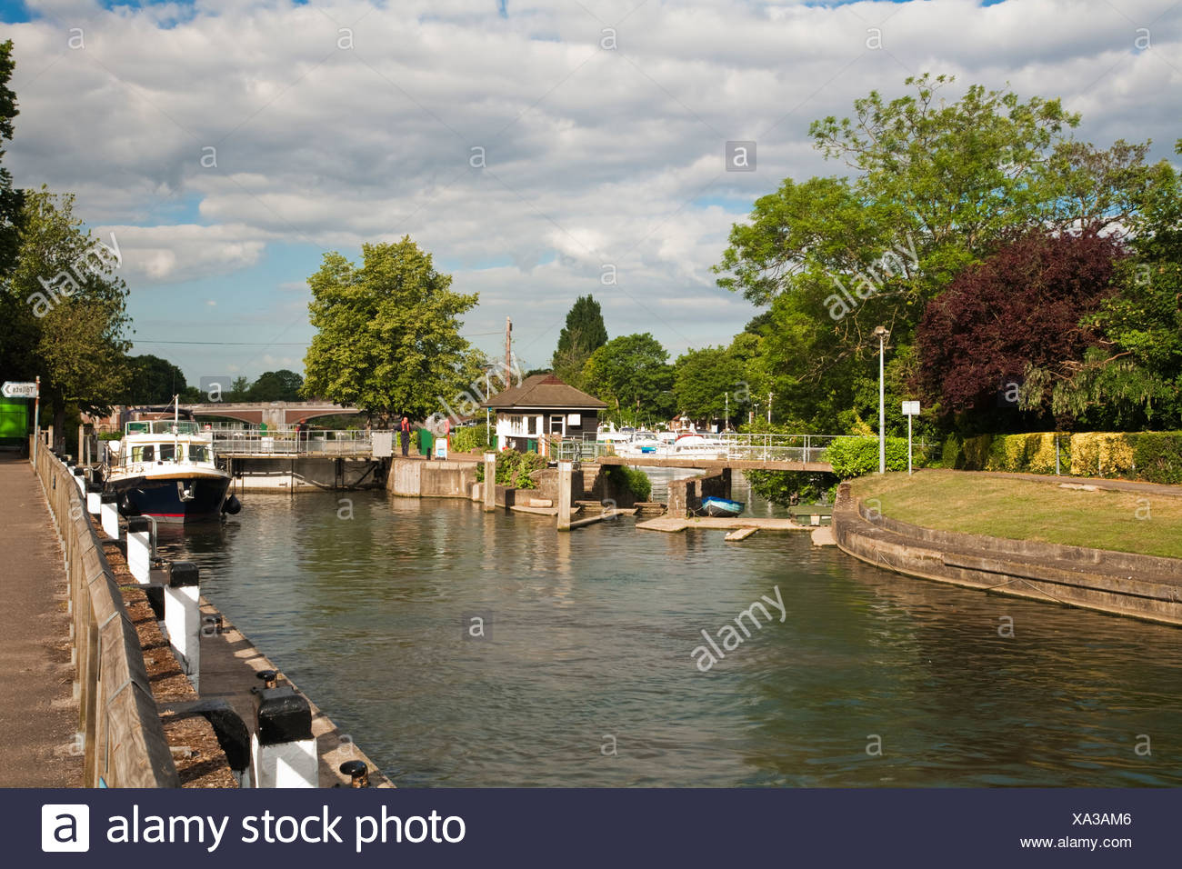 East Molesey Stock Photos & East Molesey Stock Images Alamy