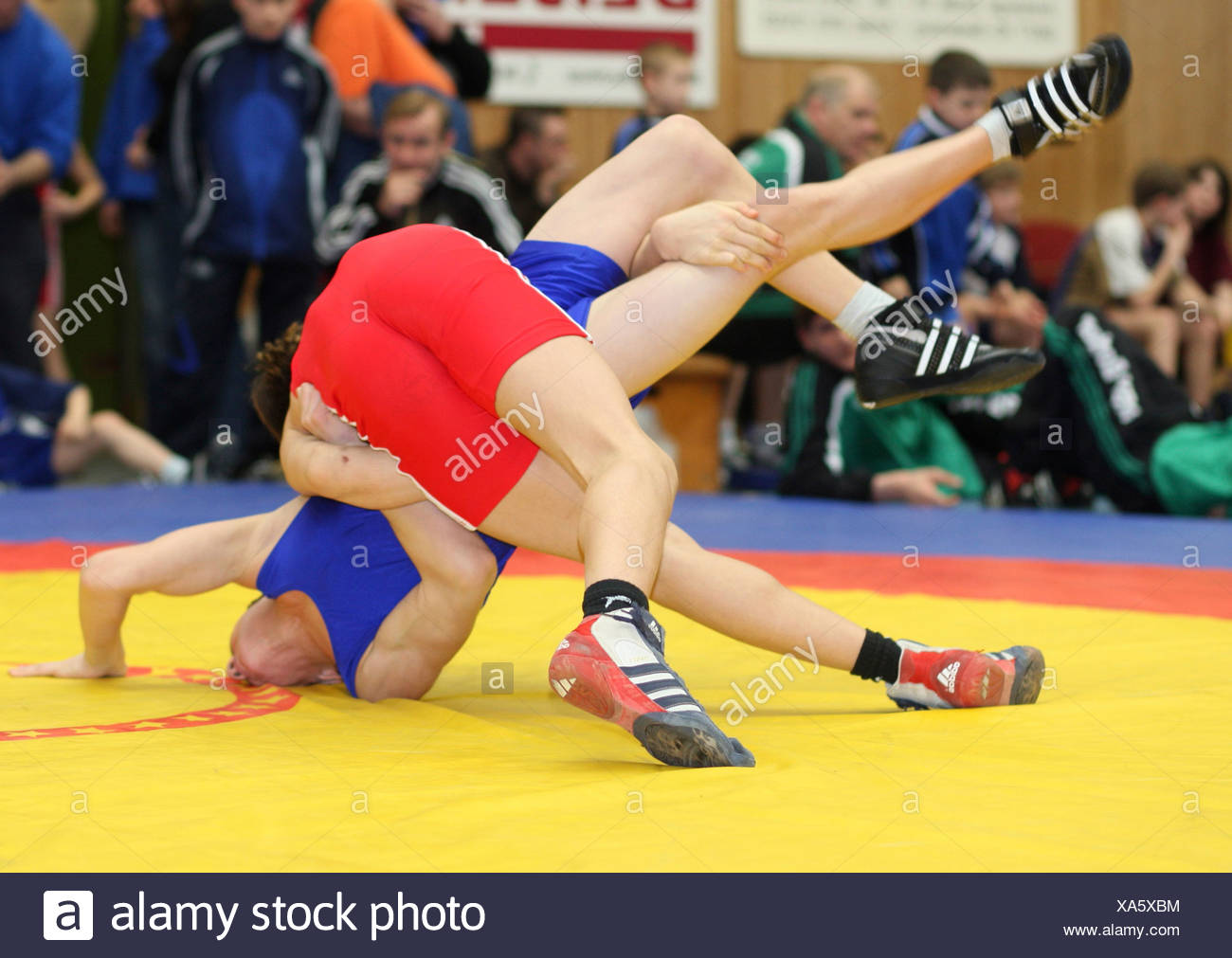 Wrestlers High Resolution Stock Photography and Images Alamy