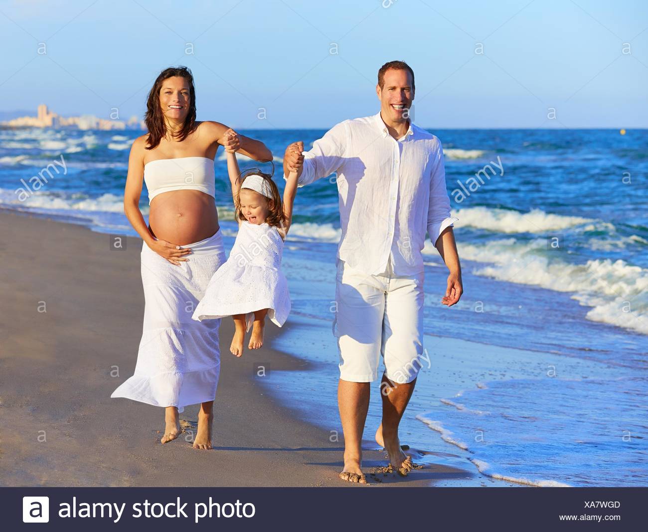 Interesting. Mother in the beach nak Mother in the beach nak final, sorry