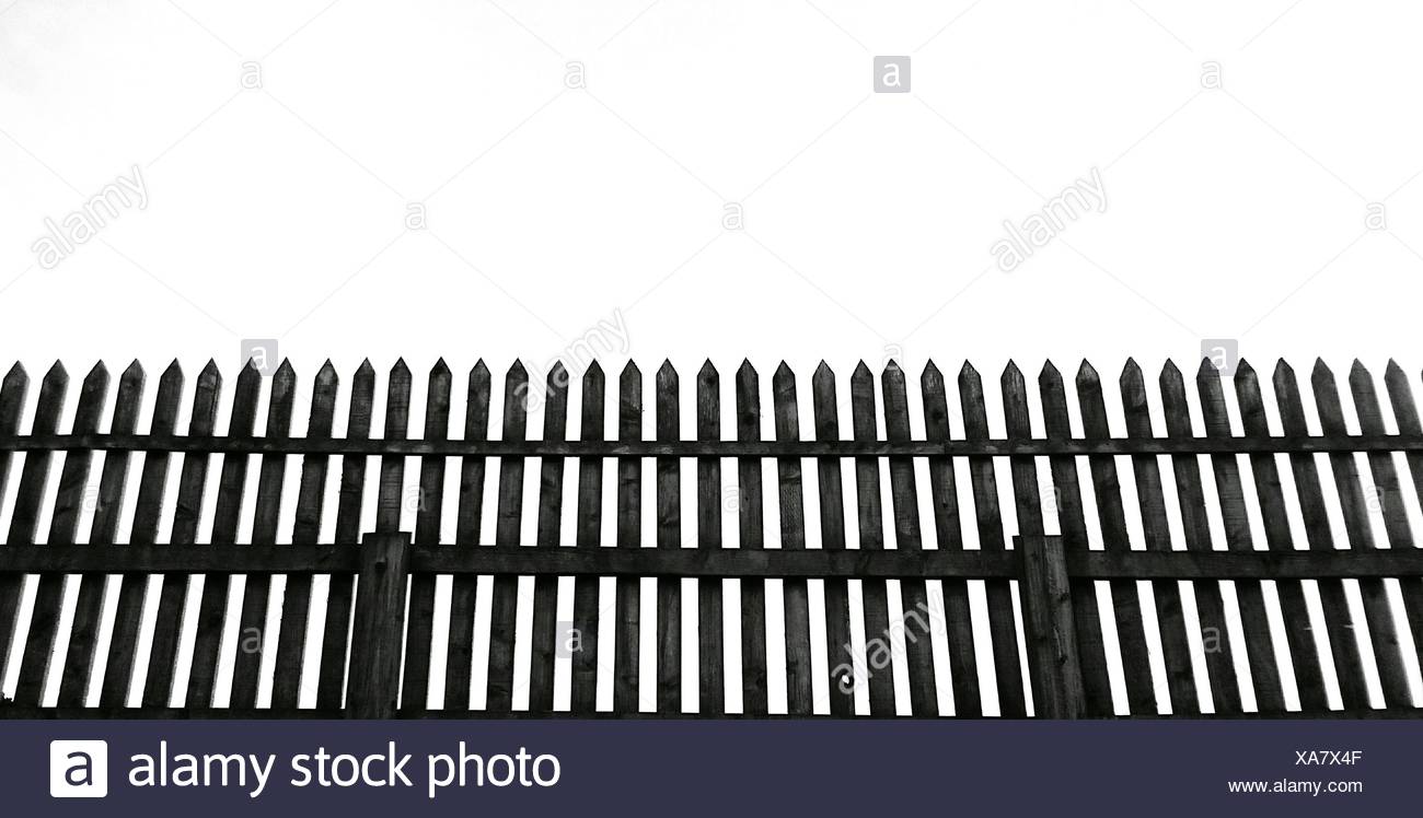 Wooden Picket Fence High Resolution Stock Photography and Images - Alamy