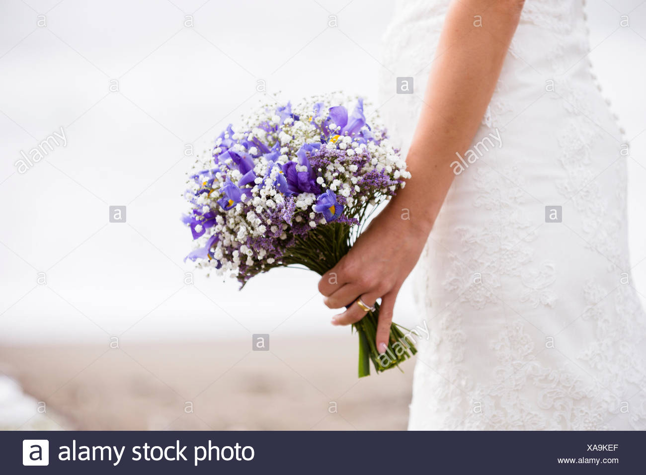 hand flower wedding