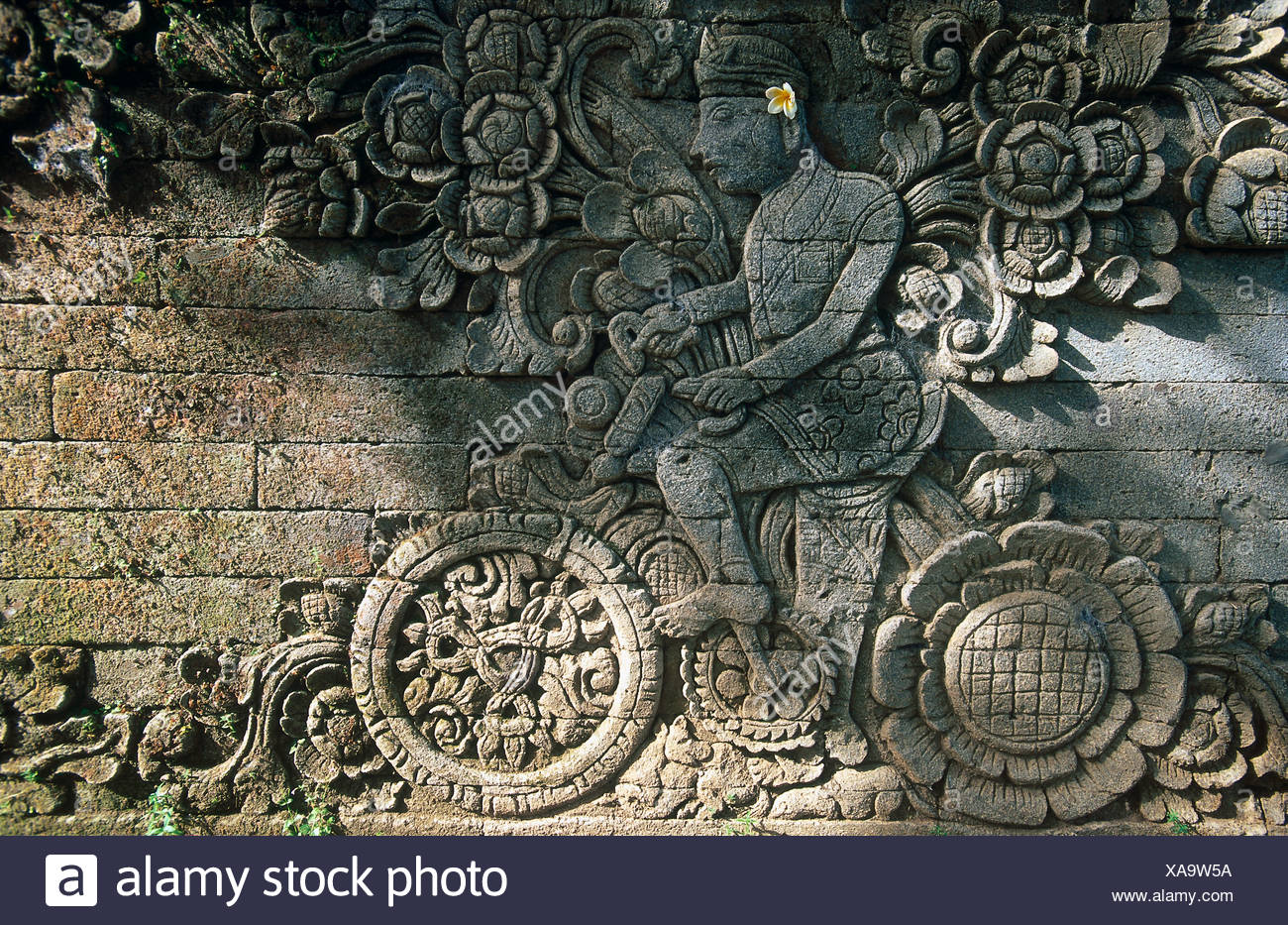 Close up of relief  of bicycle Kubutambahan Pura Maduwe 