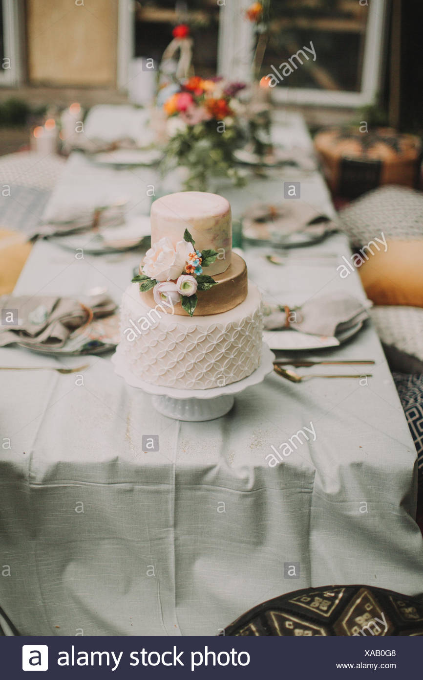 Alternative Wedding Cake Stock Photos Alternative Wedding Cake