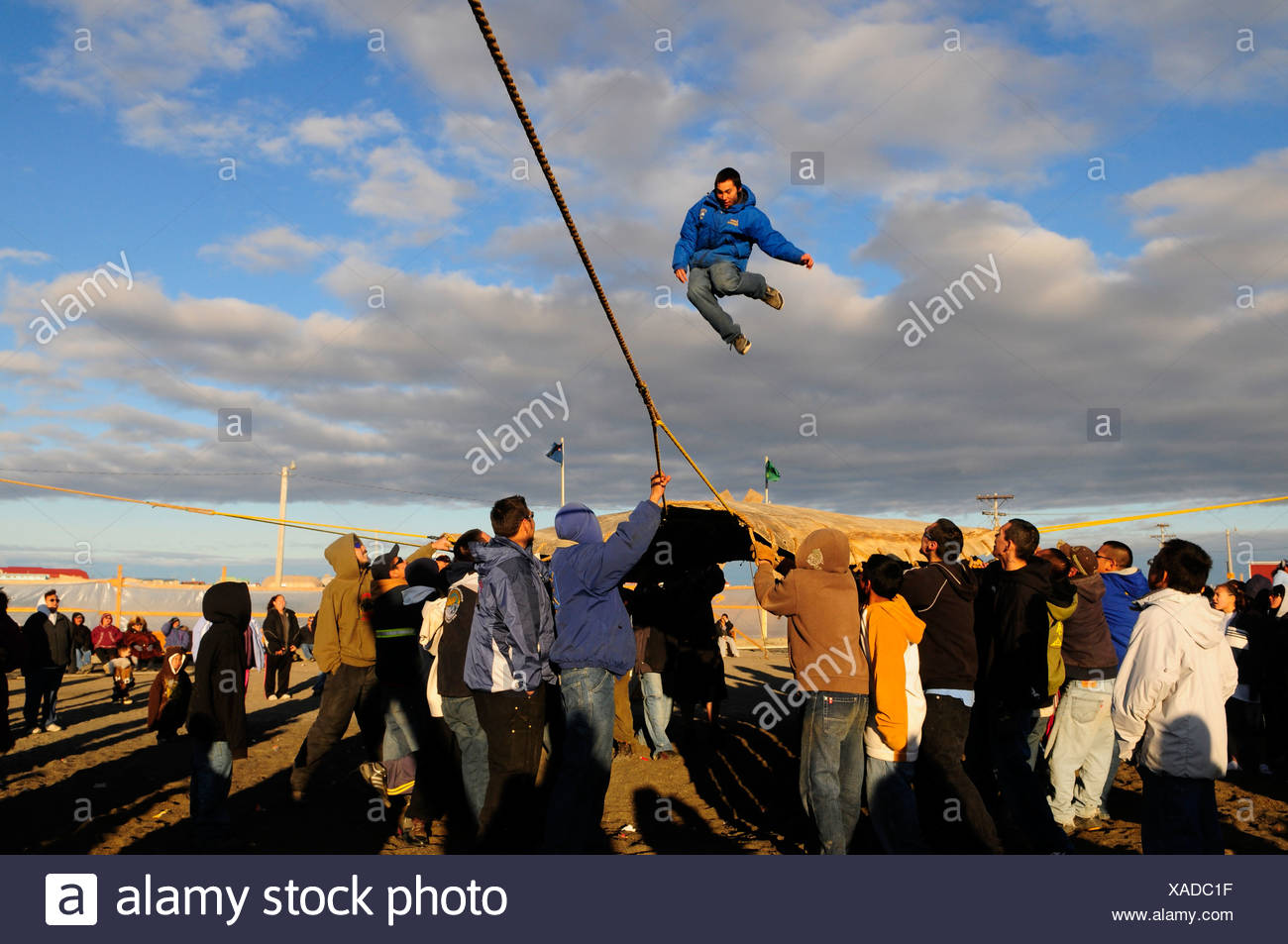 Blanket Toss Stock Photos Blanket Toss Stock Images Alamy   Barrow Alaska Blanket Toss Traditional Native Celebration Summer Naukataq Mr XADC1F 