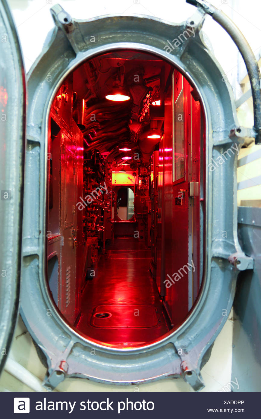 Submarine Door Stock Photos & Submarine Door Stock Images - Alamy