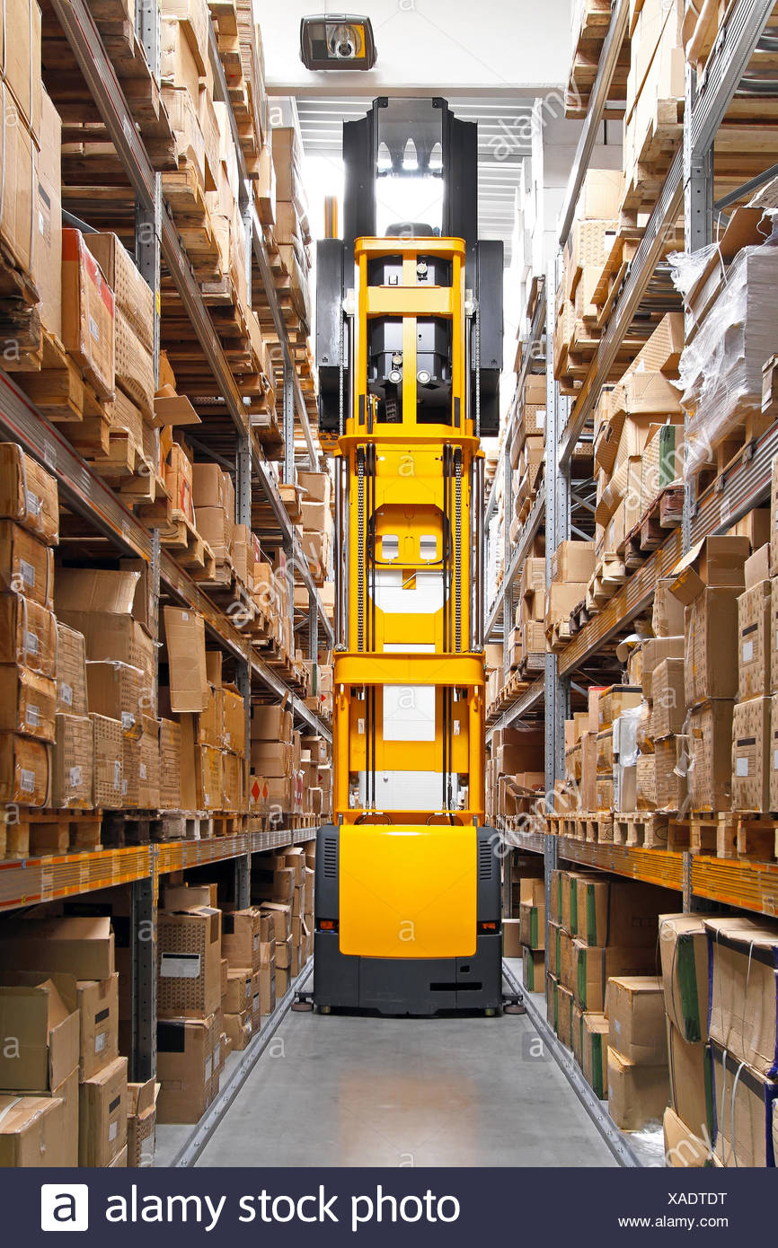 Shelf Stacker High Resolution Stock Photography and Images Alamy