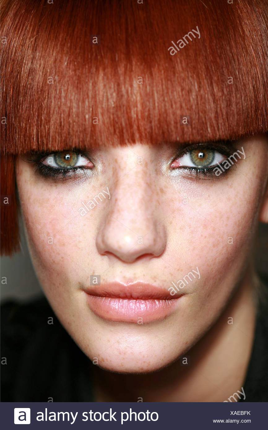 Christian Lacroix Backstage Paris Ready To Wear Spring Summer