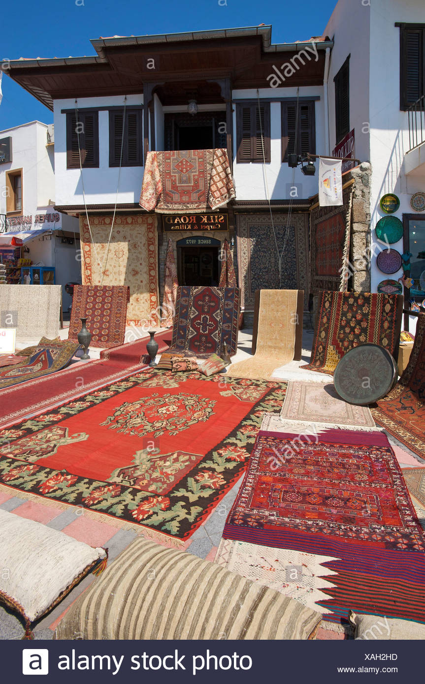 Where did the tradition go to hang the carpet on the wall Where did the tradition go to hang the carpet on the wall