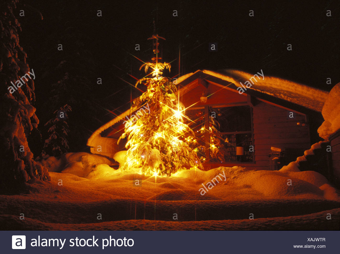 Christmas Decorations On Log Cabin Home Southcentral Ak Winter
