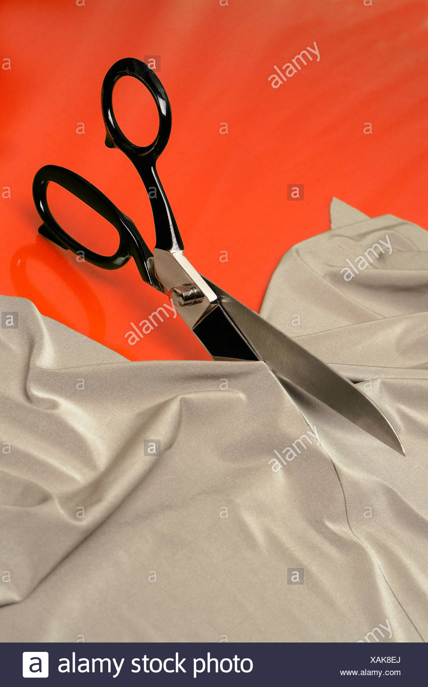 what scissors to use when cutting fabric