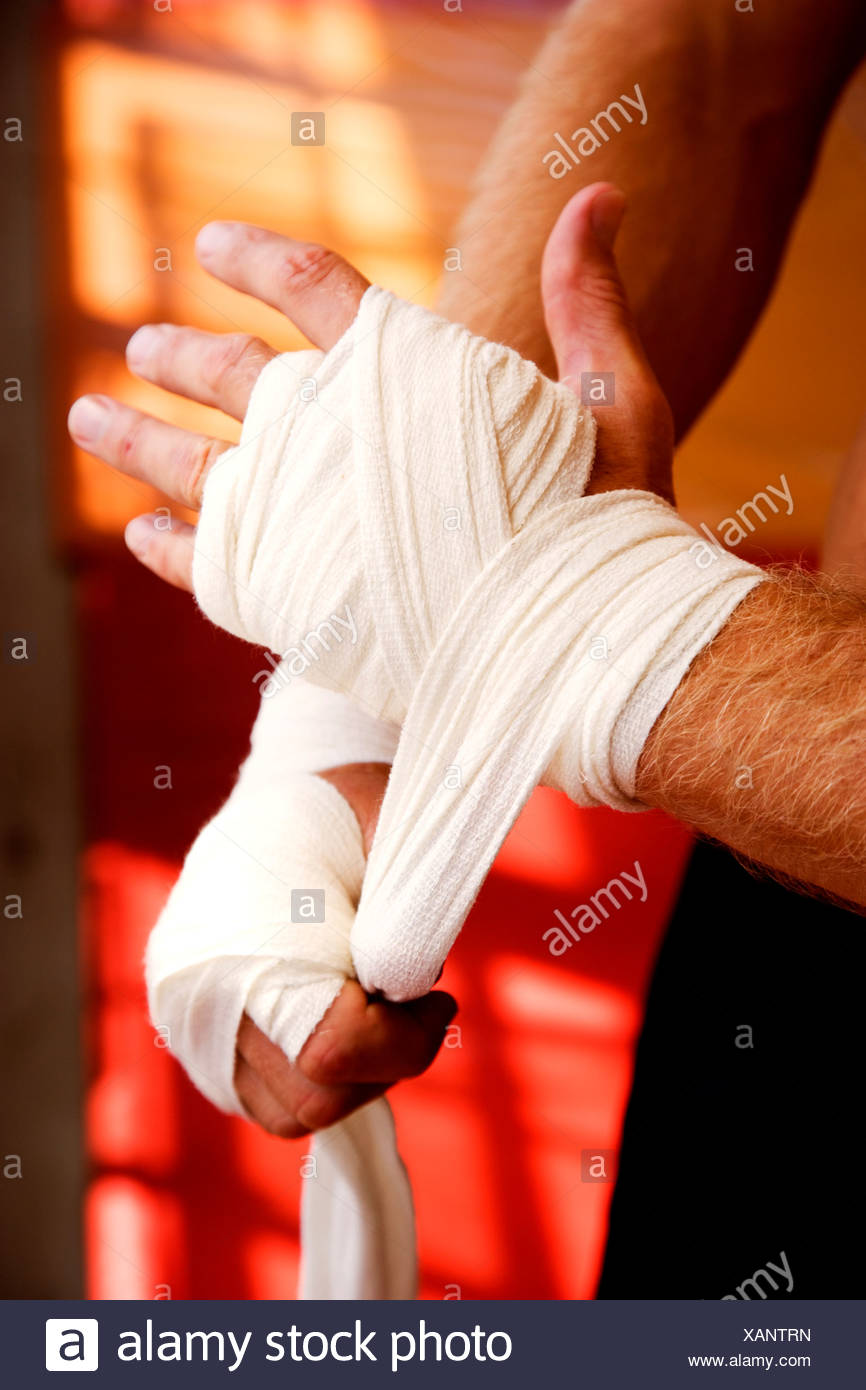 Strapping Stock Photos & Strapping Stock Images Alamy