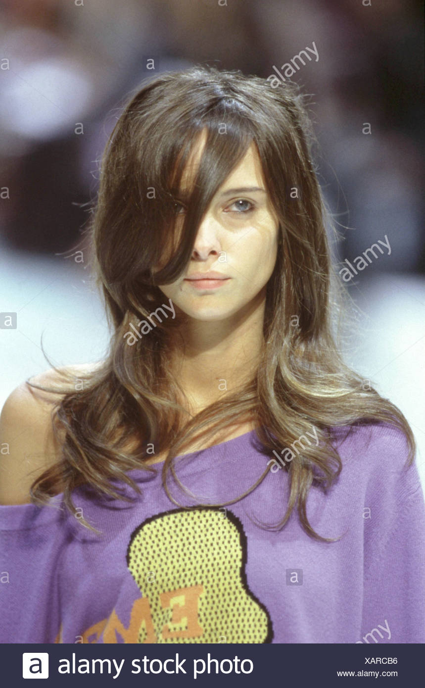 Ribeiro Ready To Wear Paris Spring Summer Fashion Show Model