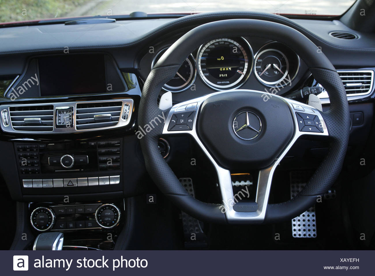Armatures Car Mercedes Cls 63 Amg Interior Tax Stock