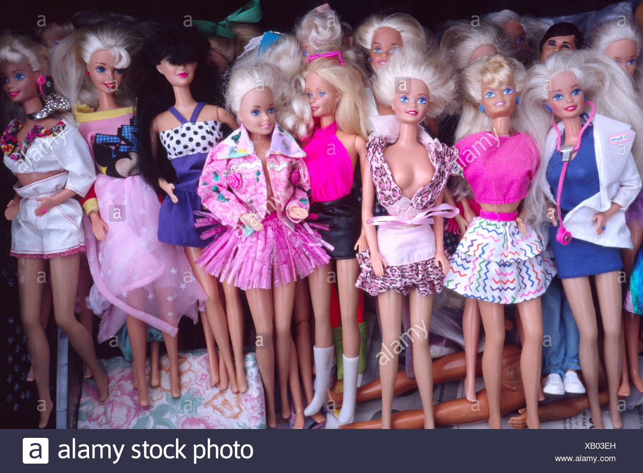 barbie game toys