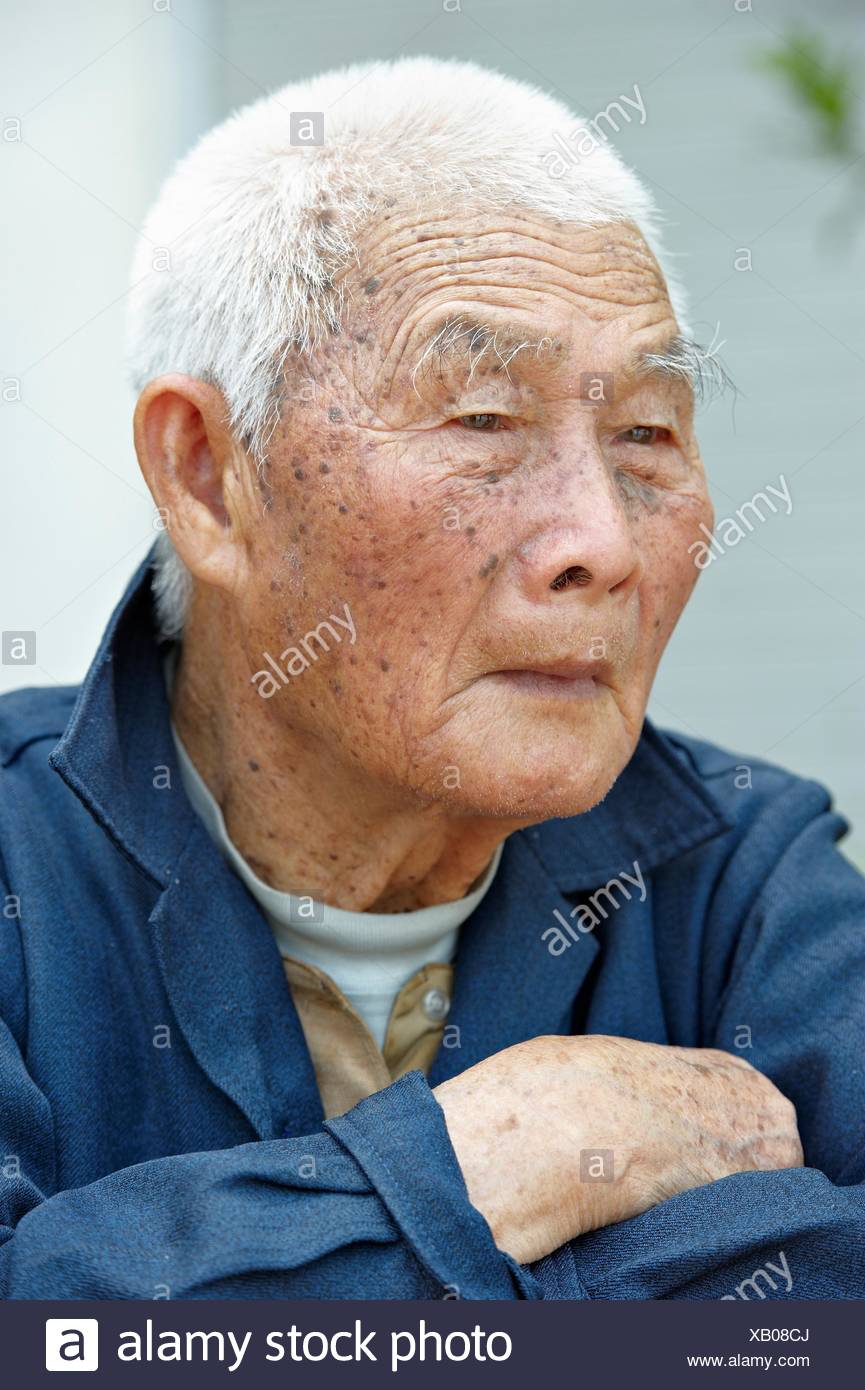 Old Asian Men With White Hair Macau China Stock Photo 282133730