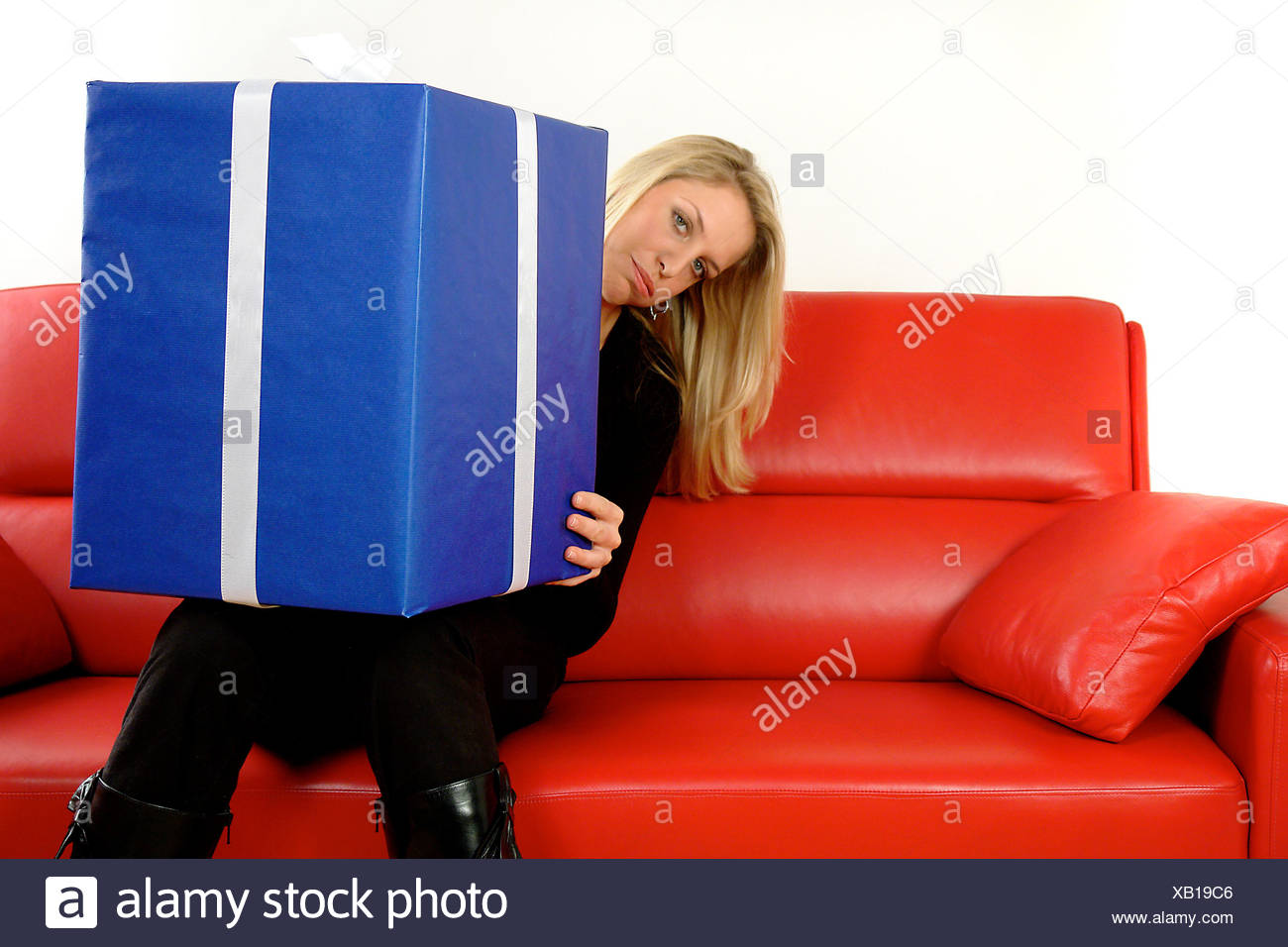 Rote Couch High Resolution Stock Photography And Images Alamy