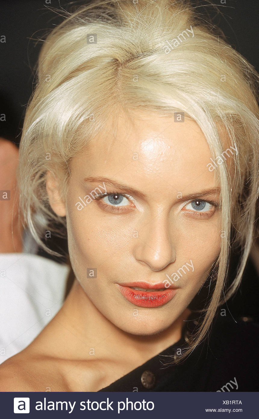 Pucci Backstage Milan Ready To Wear Spring Summer Model Anouck