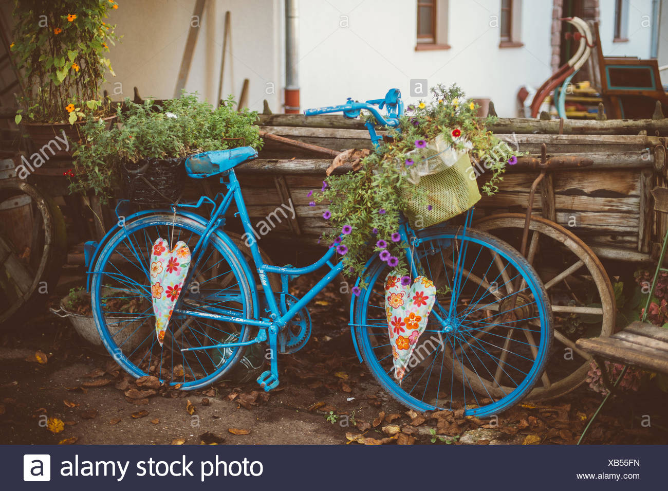 vintage bicycle baskets