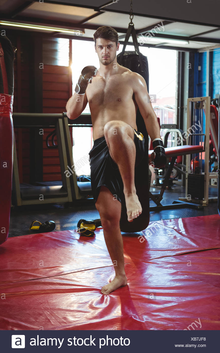 Mma Stance High Resolution Stock Photography and Images Alamy