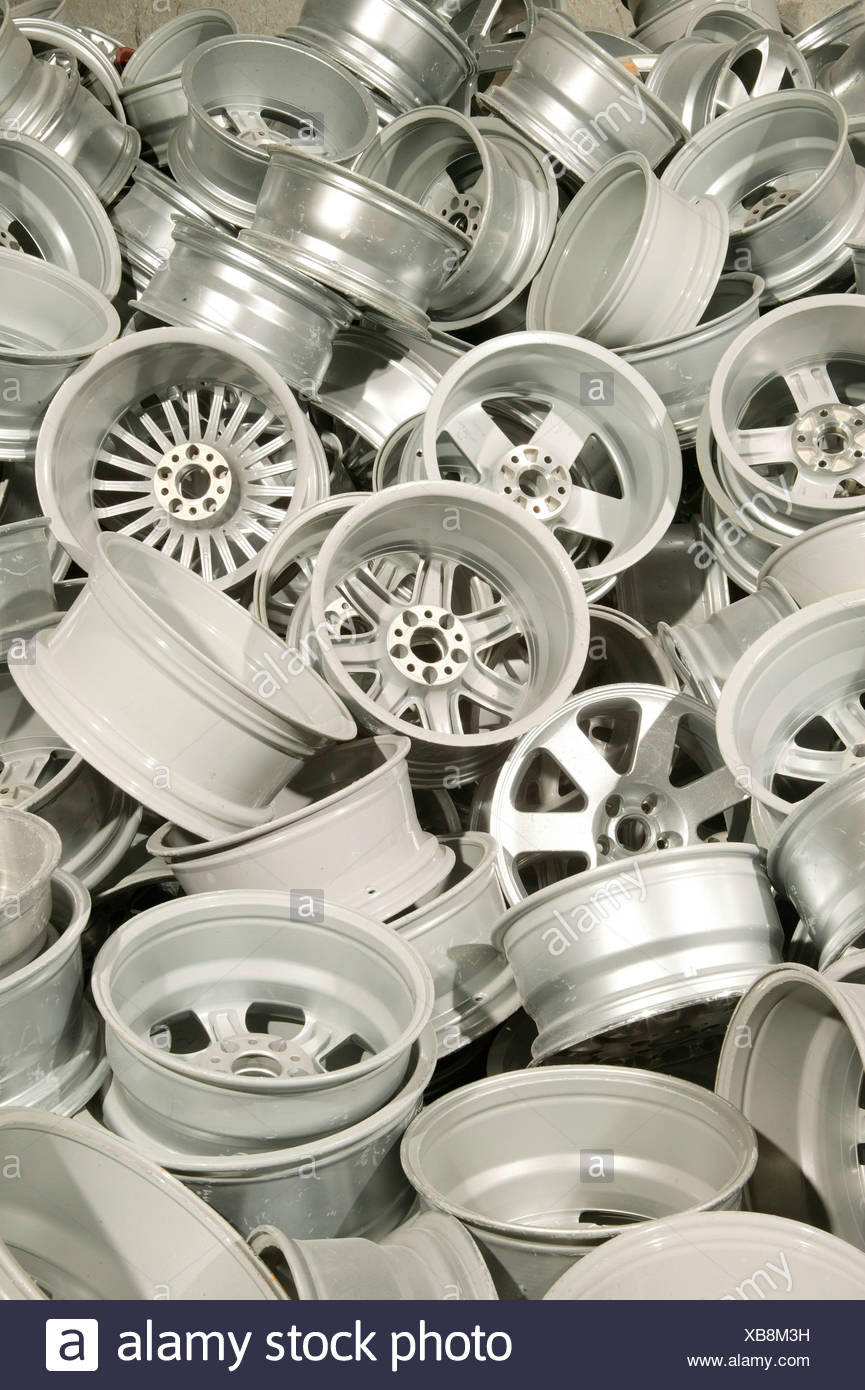 Tire Rims High Resolution Stock Photography and Images Alamy