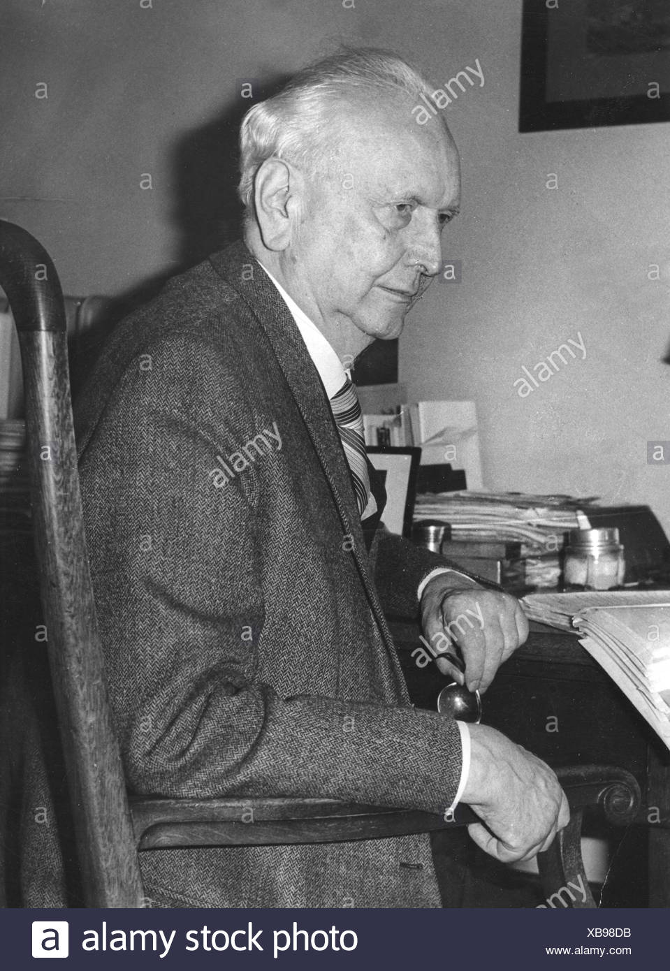 Get Carl jaspers For iPhone Free Carl Jaspers