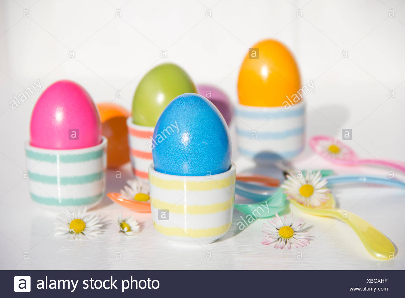 easter egg cups