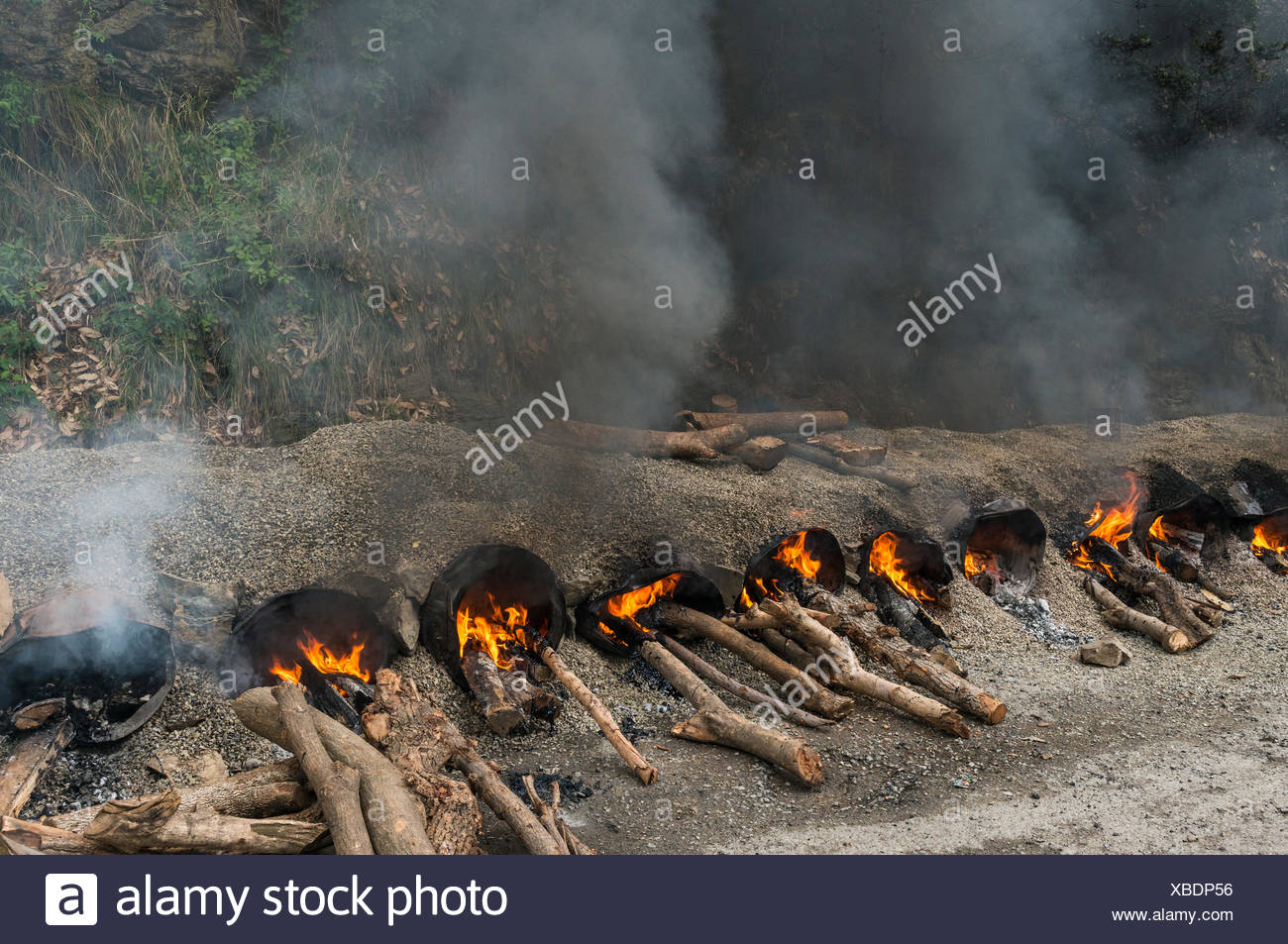 Hot Tar High Resolution Stock Photography and Images Alamy