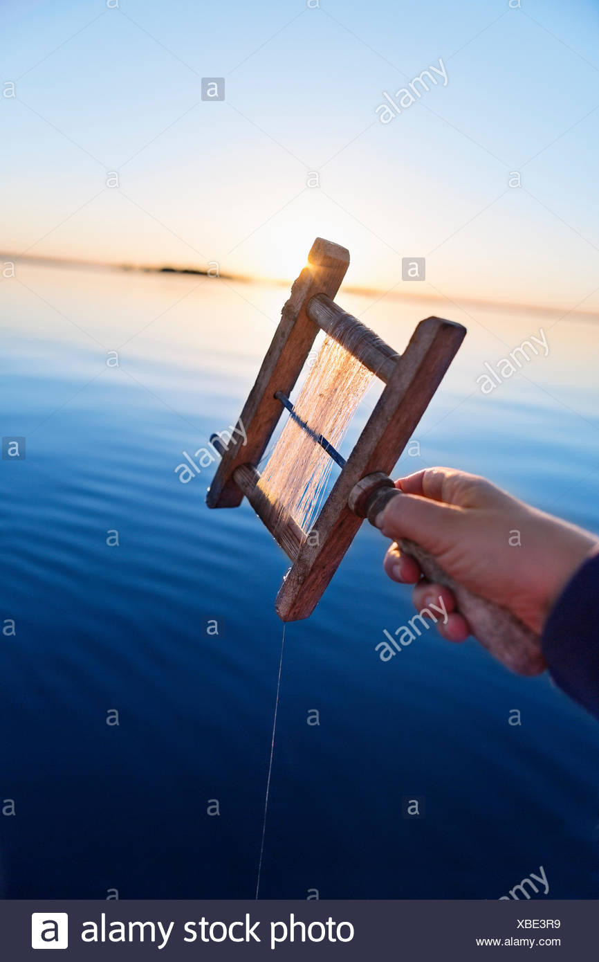 handline fishing reel