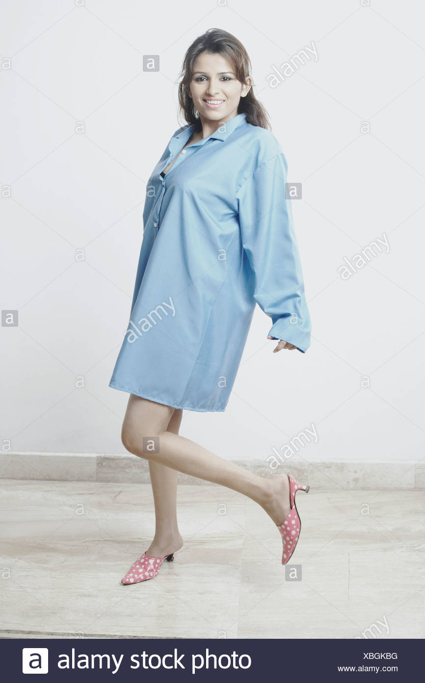 woman wearing night dress
