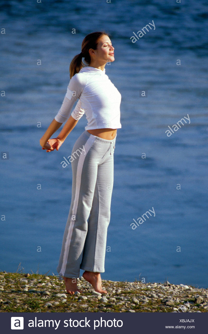 long leg tracksuit bottoms