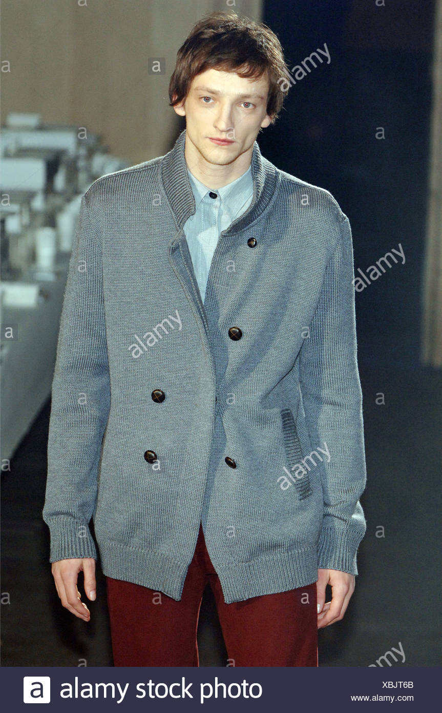 Stefan Schneider Menswear Paris Ready To Wear Model Brown Hair
