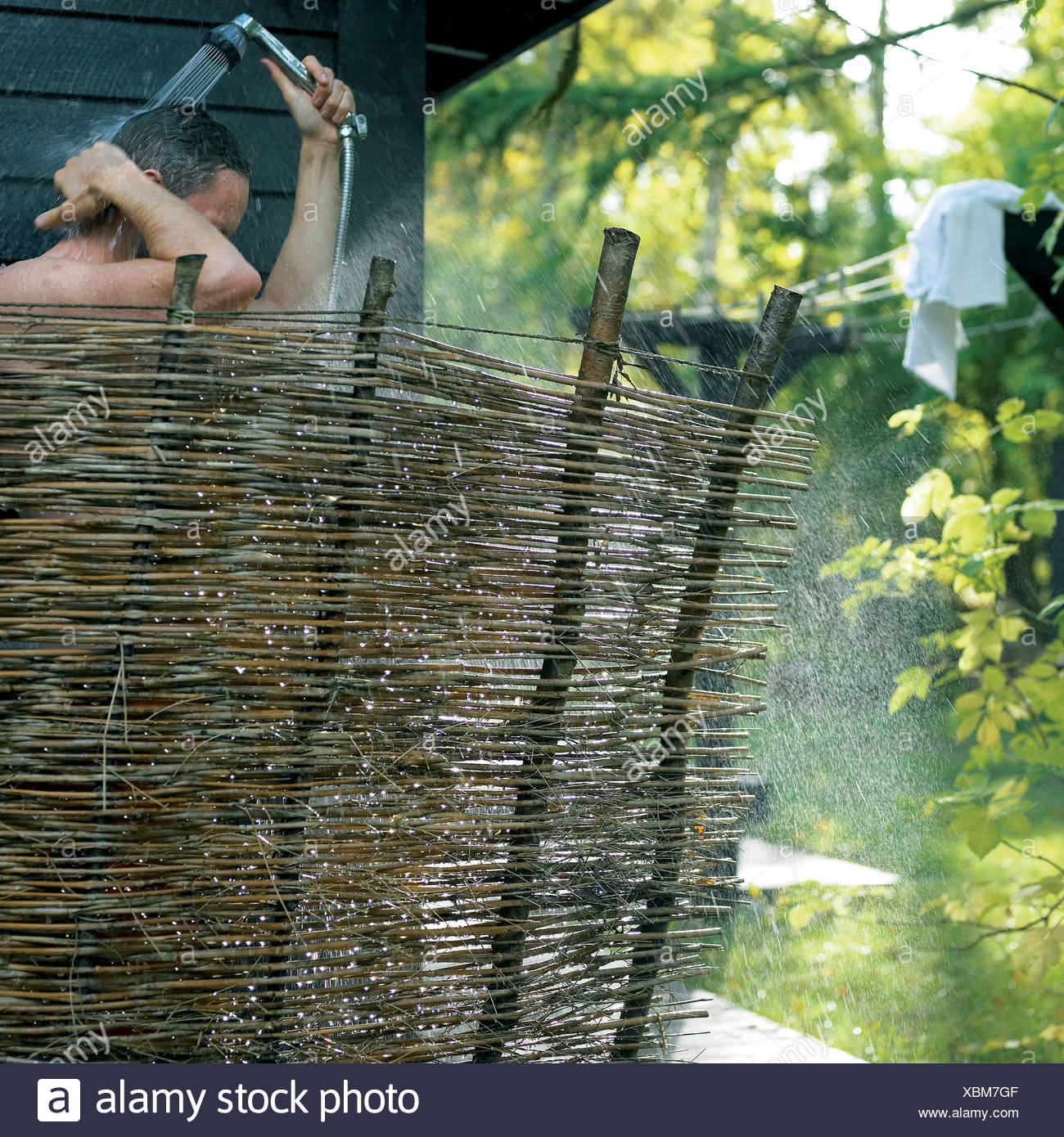 People Showering High Resolution Stock Photography and Images Alamy