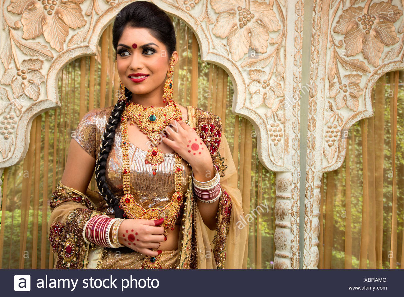 Indian Bride In Traditional Wedding Dress Stock Photo 282640416