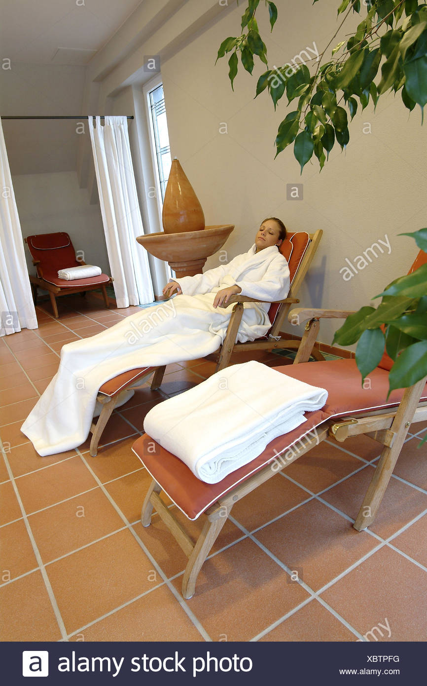 Hotel Wellness Range Woman Rest Lying Sauna Wellness Range