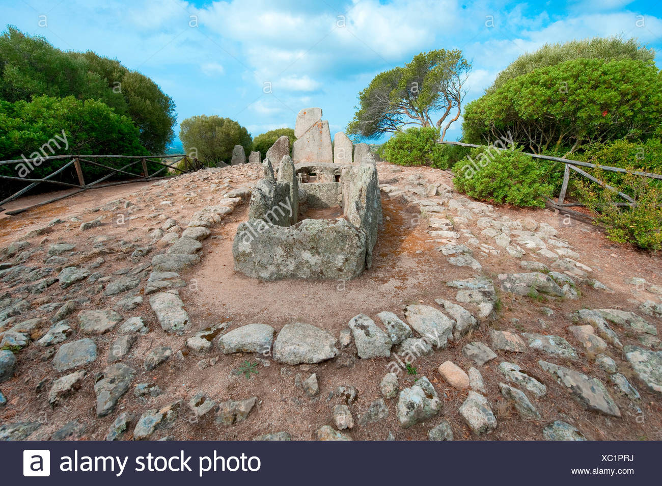 Giants Tomb Stock Photos & Giants Tomb Stock Images - Alamy