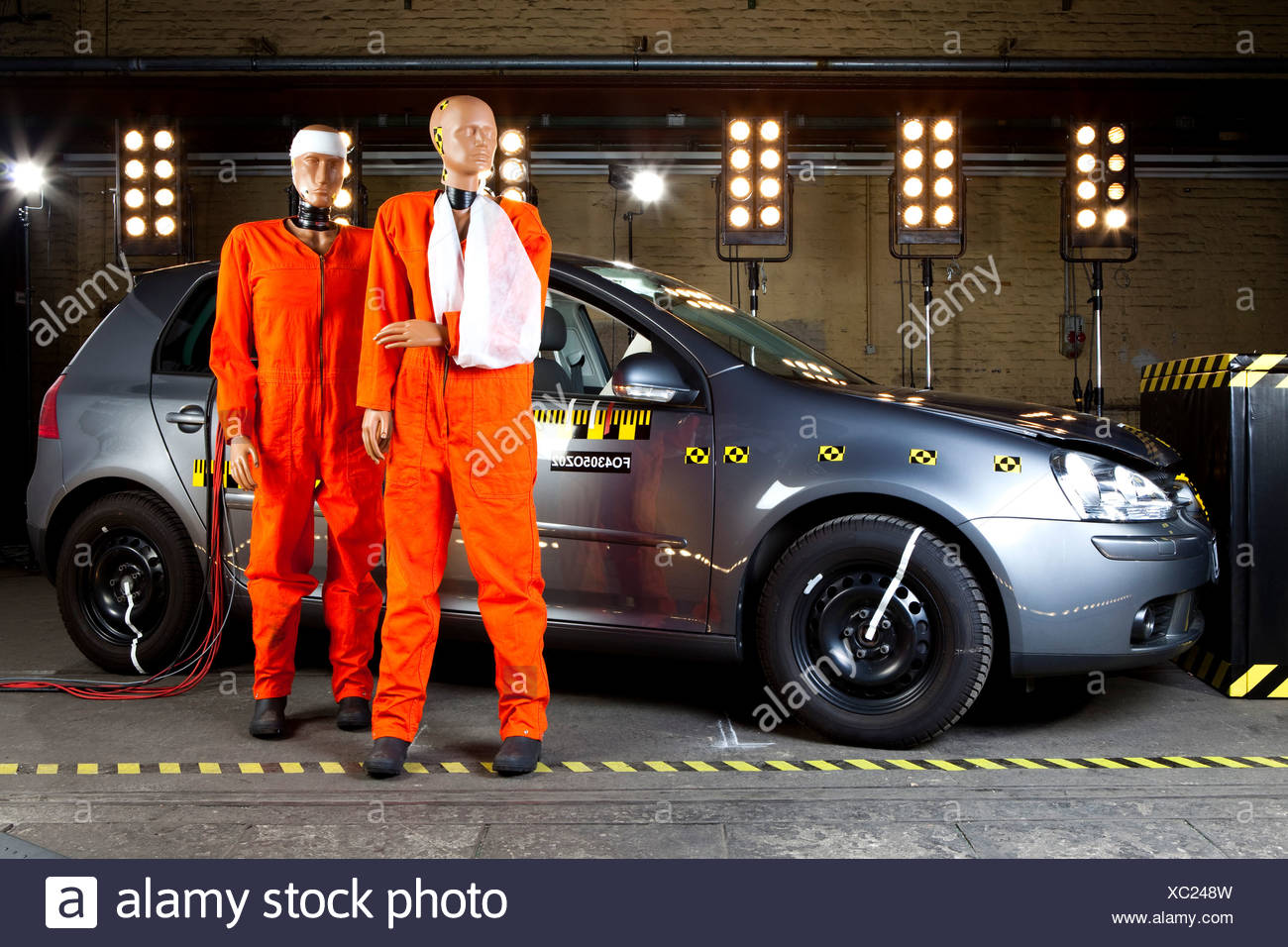 Crash Test Dummies High Resolution Stock Photography and Images Alamy