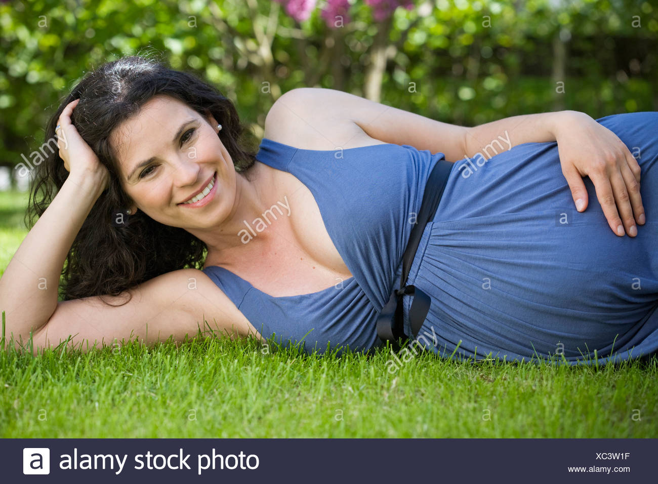 Пожилая беременная. Беременные женщины в 50. Эко в 45 лет форум. Эко в 45 лет форум. Статистика успешного эко с первого раза.