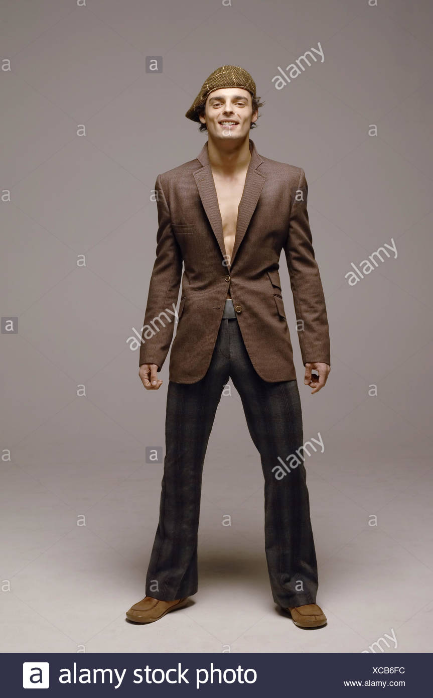 suit no shirt