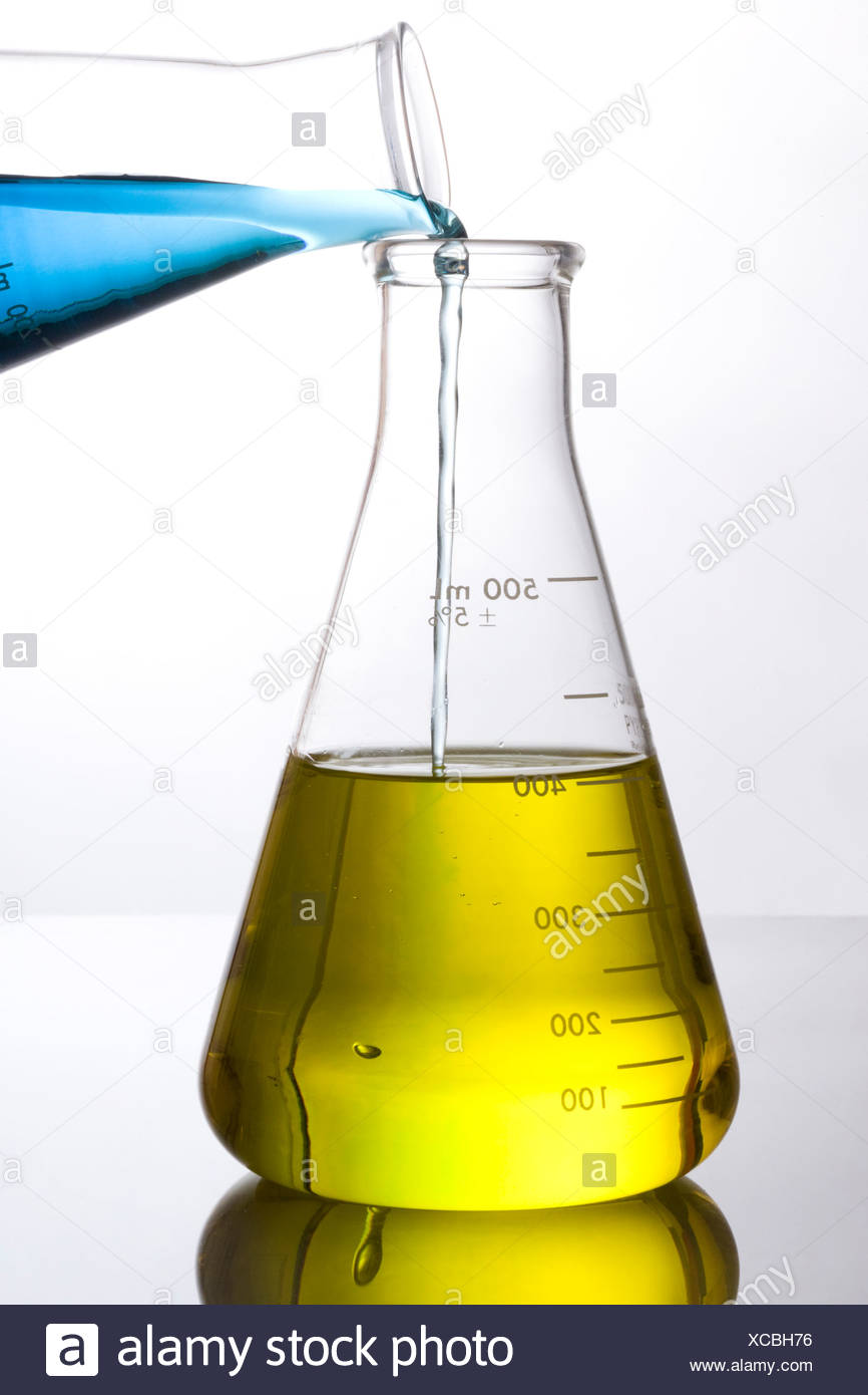Erlenmeyer Flask Full Of Liquid Stock Photo Alamy