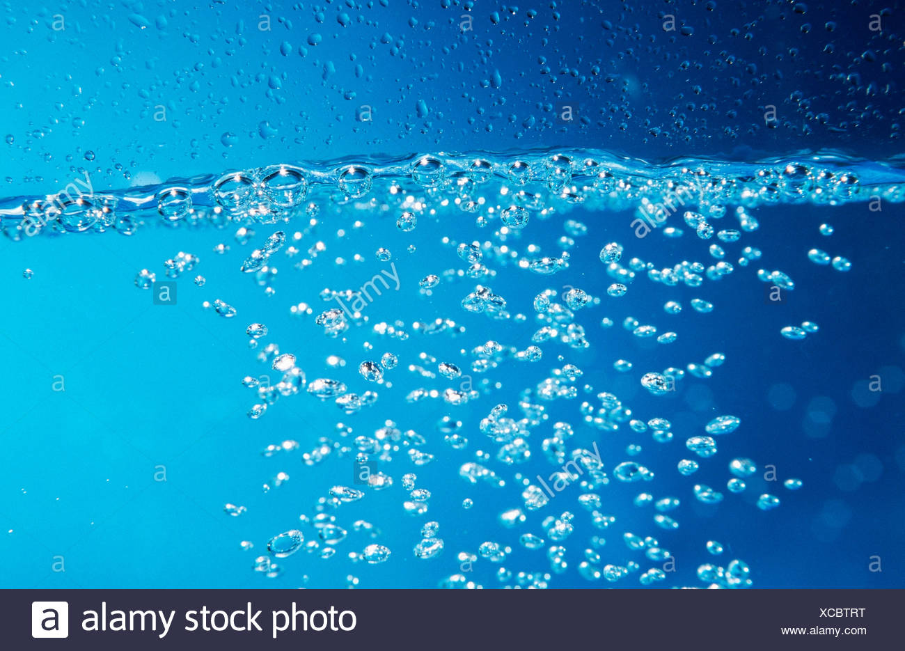 Air Bubbles In Water Luftblasen Im Wasser Stock Photo Alamy
