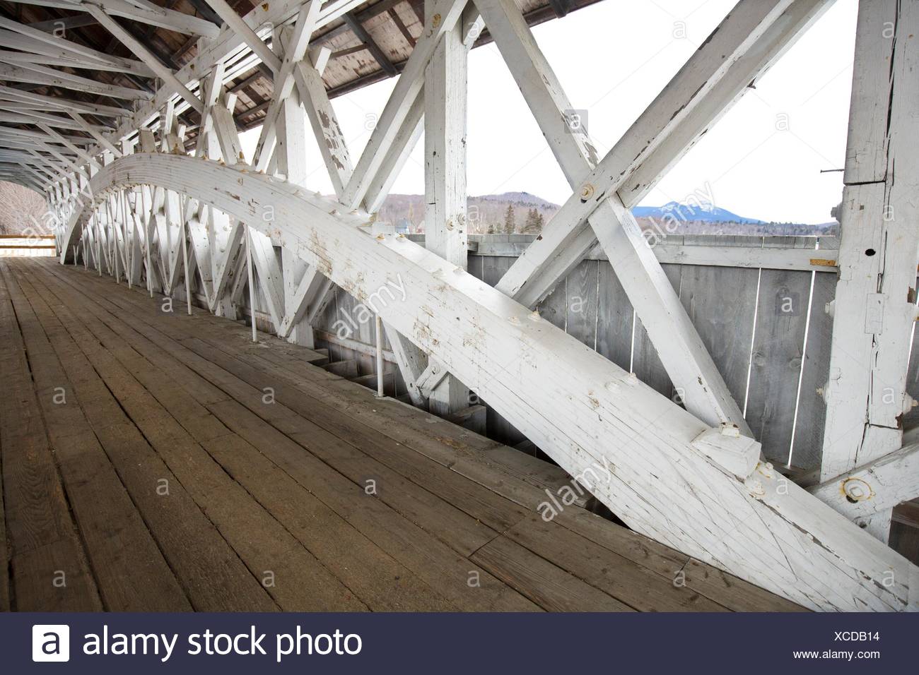 Truss Arch Bridge High Resolution Stock Photography and Images - Alamy