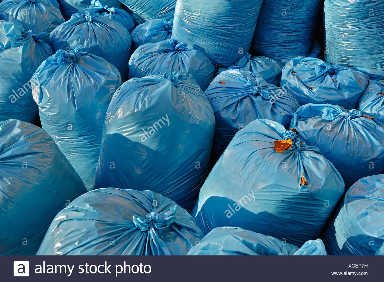 Rubbish Stock Photos & Rubbish Stock Images Alamy