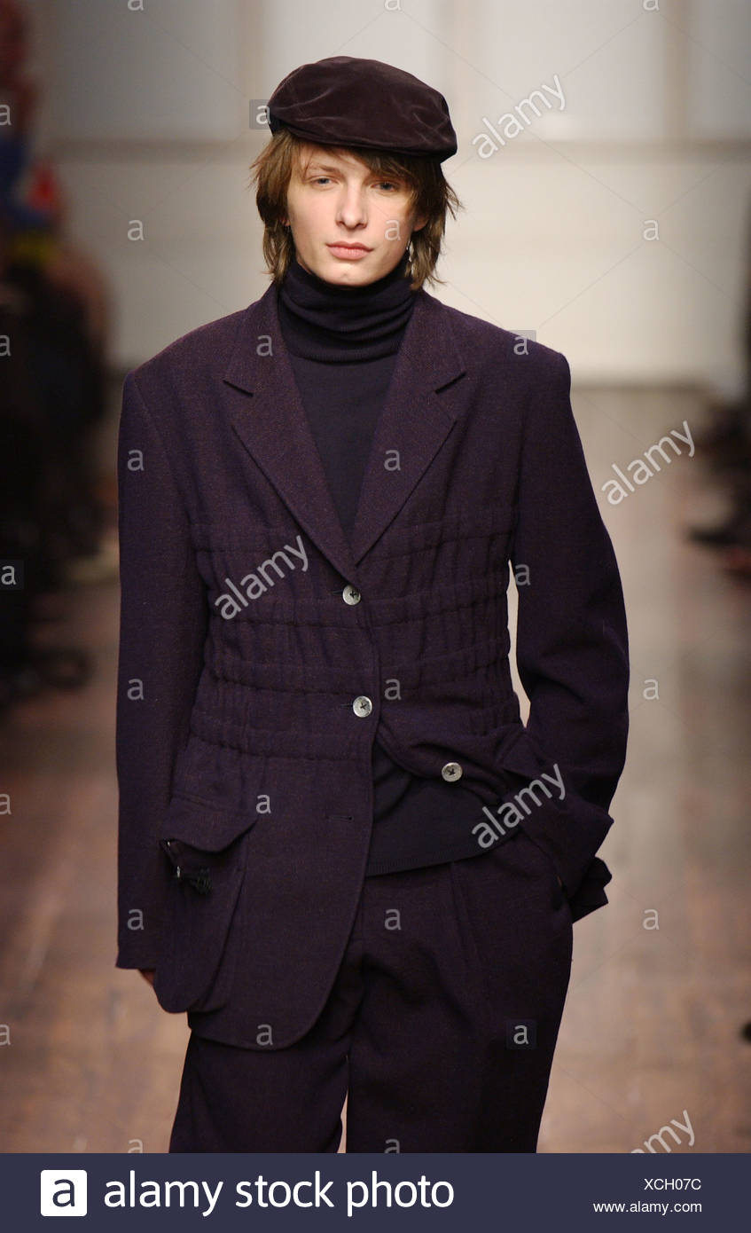 flat cap with suit