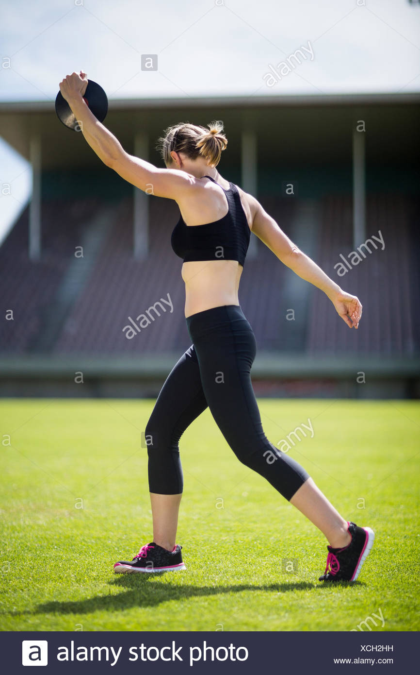 Discus Throw Female High Resolution Stock Photography and Images Alamy