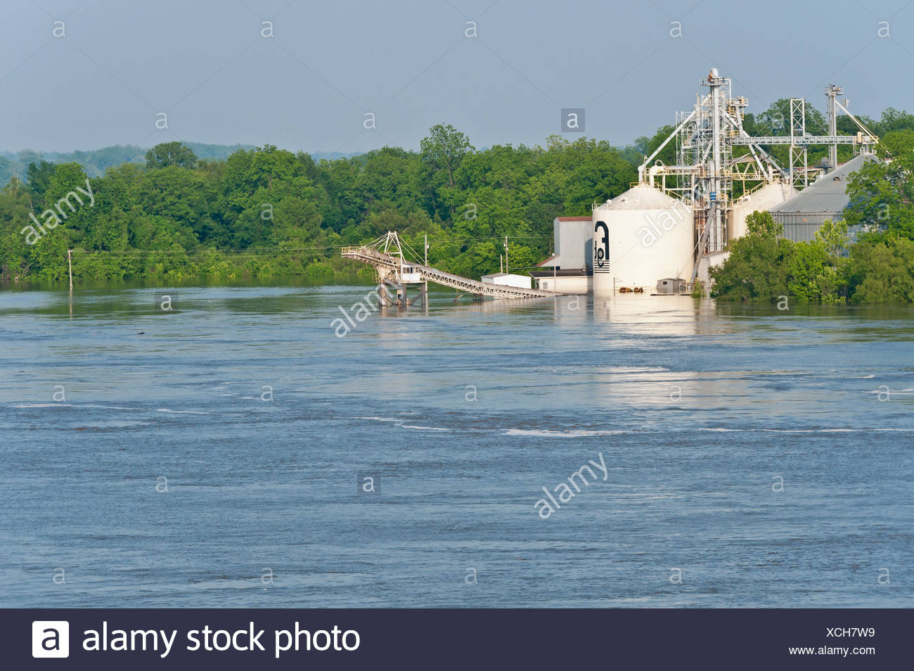 Grain Elevator Damage High Resolution Stock Photography and Images Alamy