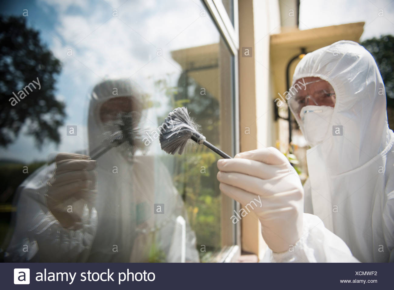 Dusting Brush Stock Photos & Dusting Brush Stock Images Alamy