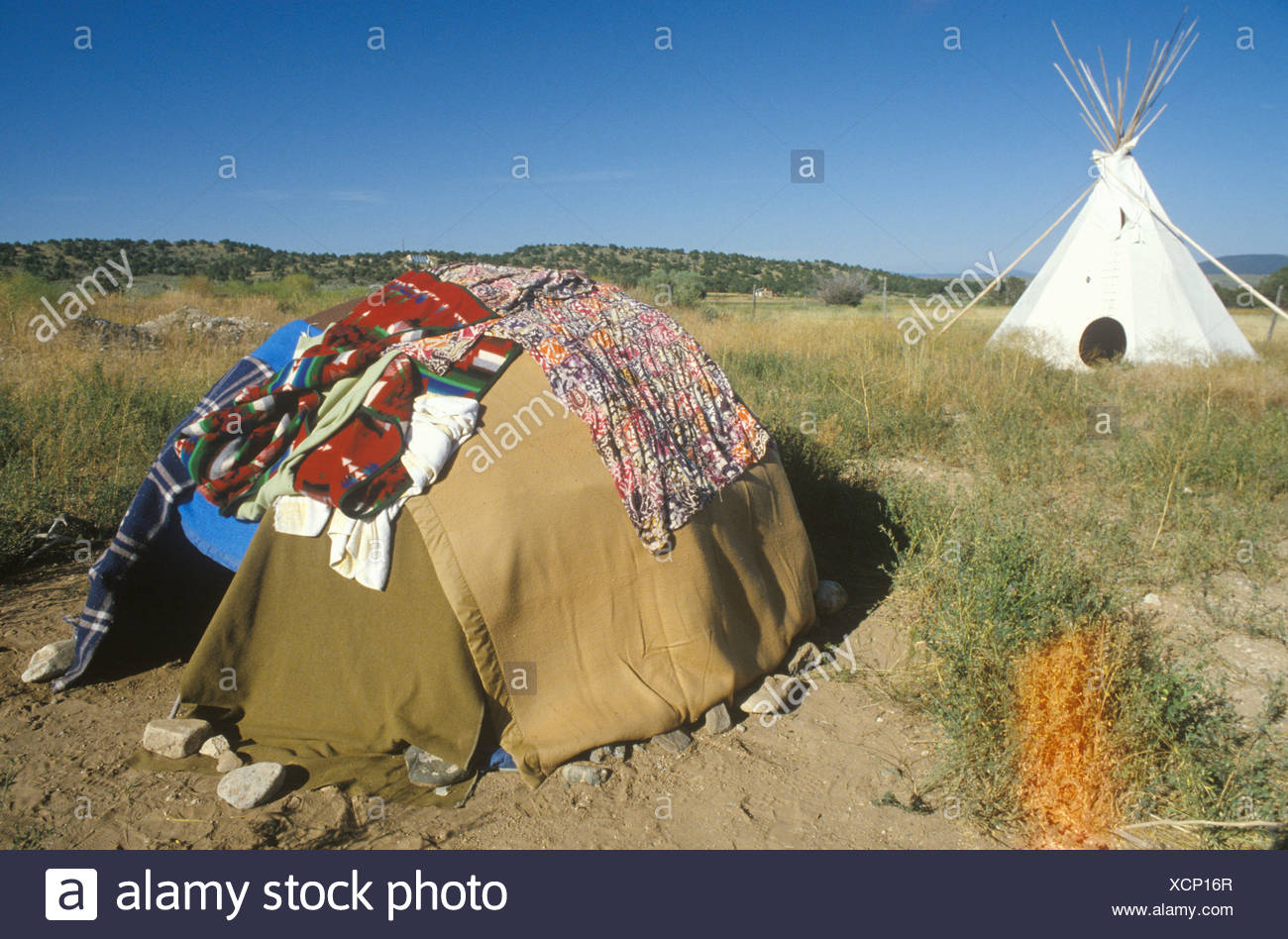 Sweat Lodge And Teepee Stock Photo Alamy