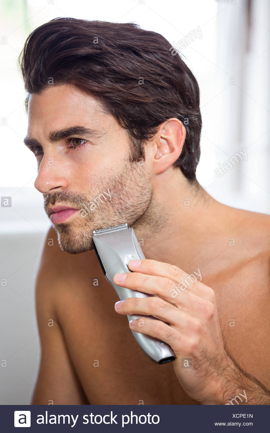 Man Shaving Trimmer Stock Photos Man Shaving Trimmer Stock